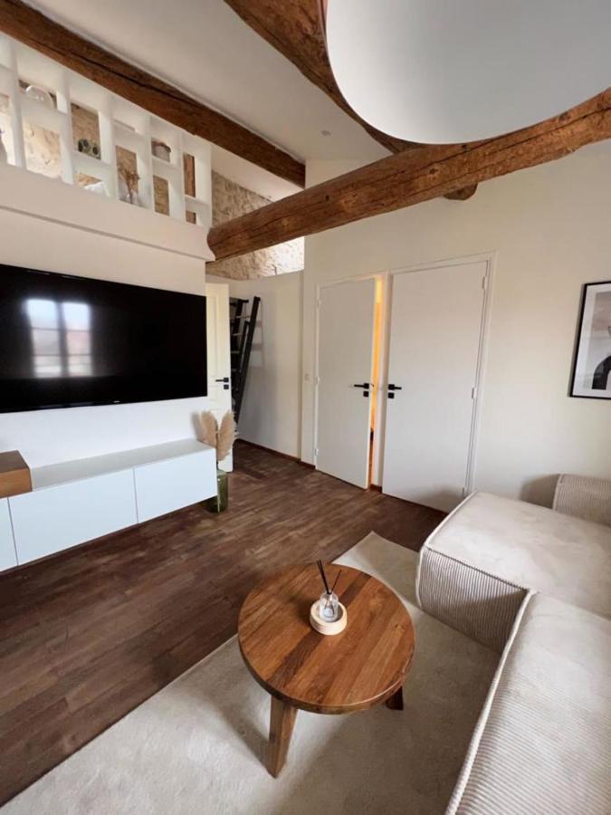 Apartment With Mediterranean Charm In The Heart Of The Provencal Market Antibes Esterno foto